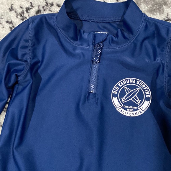 Carters Rash Guard - Picture 2 of 4